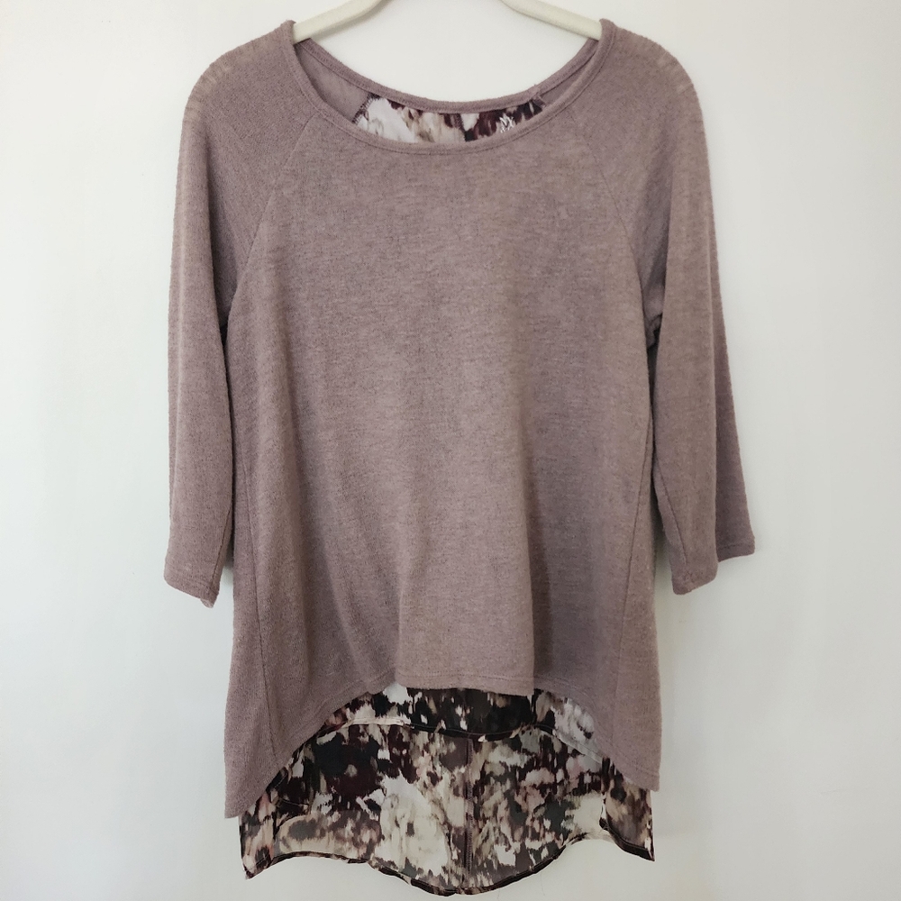 New York & Company size Small shirt